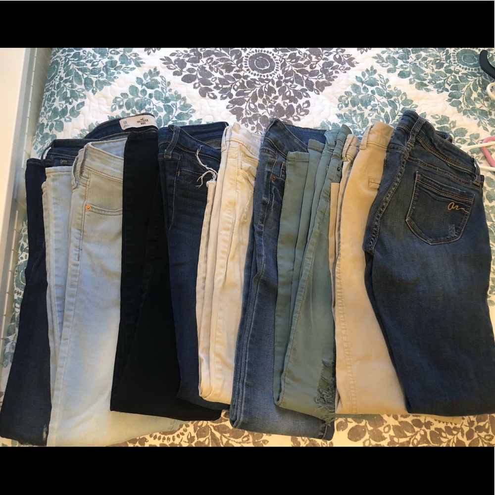 Bundle of 9 women’s jeans